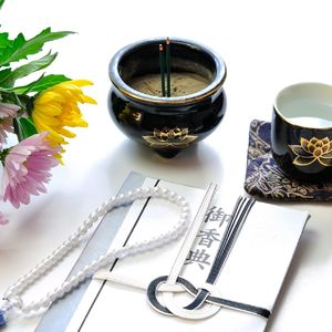 能力開発を行っている当クリニックで供養ができます